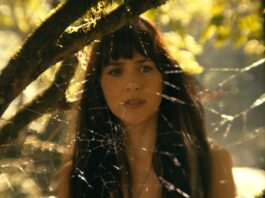 CRÍTICA | MADAME WEB. Todos somos Dakota Johnson Con un giro dentro del clásico del género, ‘Madame Web’ cuenta el origen de una de las heroínas más enigmáticas de Marvel. (c) Sony Pictures