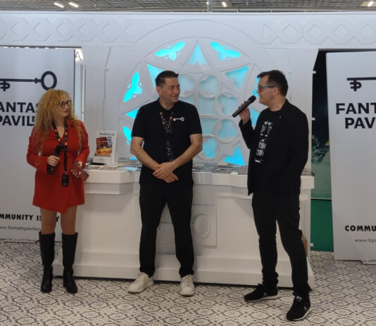 SITGES 2024 anuncia en Cannes su primera estrella invitada: Mike Flanagan Presentación Sitges 2024 en Cannes.