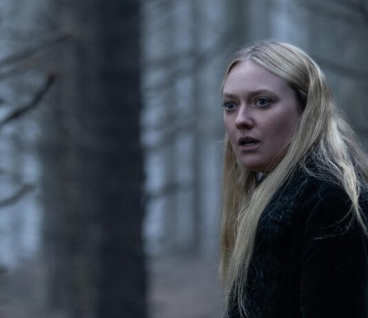 CRÍTICA | LOS VIGILANTES, de Ishana Night Shyamalan. Una cabaña en el bosque Dakota Fanning en Los Vigilantes. (c) Warner Bros.