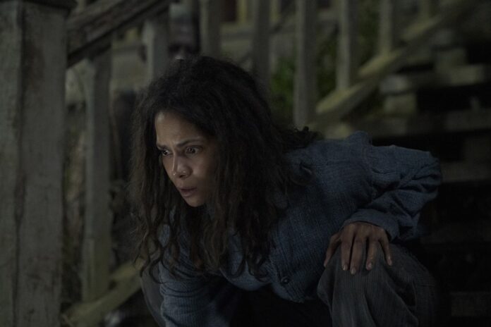 Halle Berry protagoniza ‘Nunca te sueltes’, lo nuevo de Alexandre Aja.