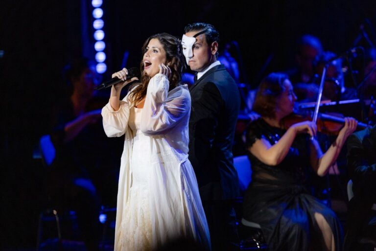 FIMUCITÉ hace historia con un público entregado que brindó grandes ovaciones en su concierto de clausura