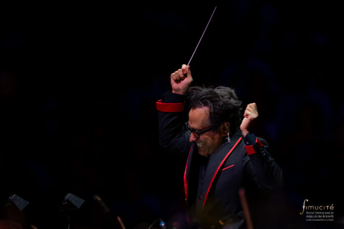 Diego Navarro durante el concierto A Million Dreams. (c) Fiorella Licandro