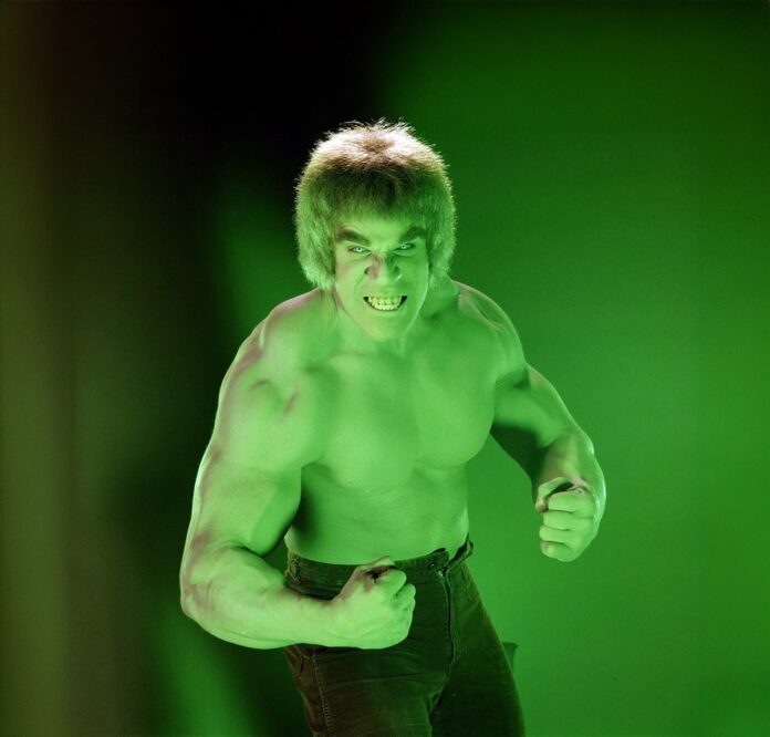 Lou Ferrigno como el Increíble Hulk.