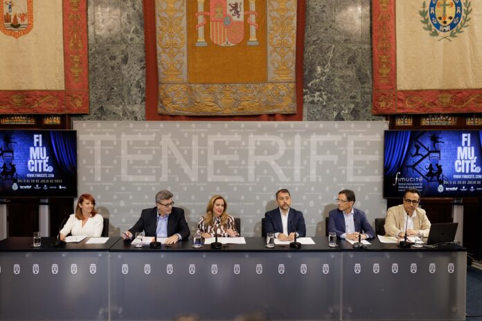 Diego Navarro, director de FIMUCITÉ, anunció la programación de la 18ª edición del festival en su rueda de prensa institucional.