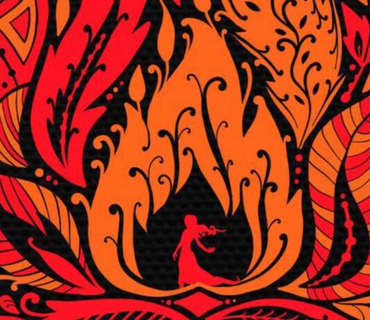 Libros para leer en Halloween: Terror en cada página Detalle de la portada de Carrie 50 aniversario.