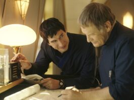 CRÍTICA | MEGALÓPOLIS. La ballena blanca Adam Driver es Cesar Catilina y James Remar es Charles Cothope en Megalopolis. Photo Credit: Courtesy of Lionsgate