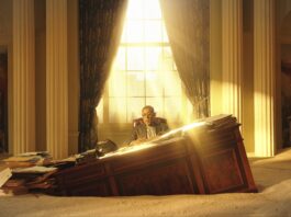 MEGALÓPOLIS. La (en ocasiones) mezquina mirada crítica Giancarlo Esposito es Cicero en Megalopolis. Photo Credit: Courtesy of Lionsgate