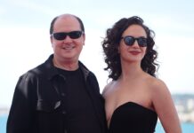 SITGES 2024 DÍA #4: Homenaje al maestro Mike Flanagan Mike Flanagan y Kate Siegel, en Sitges 2024.