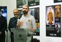 El ilustrador de cine JONAY BACALLADO inaugura una exposición sobre su obra en el FESTIVAL ISLA CALAVERA Jonay Bacallado presenta una exposición sobre su obra en el marco del Festival Isla Calavera 2024.