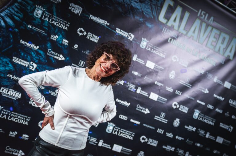 Adrienne Barbeau: CARNIVALE y UNEARTH, el divino reinado en el nuevo milenio