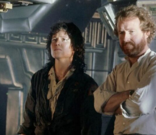 ALIEN, de Ridley Scott. Sueños de credibilidad Ridley Scott junto a Sigourney Weaver en el set de rodaje de Alien, el octavo pasajero.