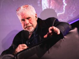 Ron Perlman y Guillermo del Toro: De CRONOS a PINOCHO Ron Perlman recogió en el Festival Isla Calavera el Premio de Honor 2024.