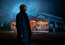 HEART EYES: Una nueva película de terror para el Día de los Enamorados El emoji de los ojos en forma de corazón ha inspirado la máscara del misterioso asesino de Heart Eyes.