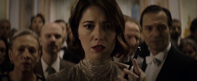 SITGES 2024 | LA FIEBRE DE LOS RICOS. Pandemia capitalista