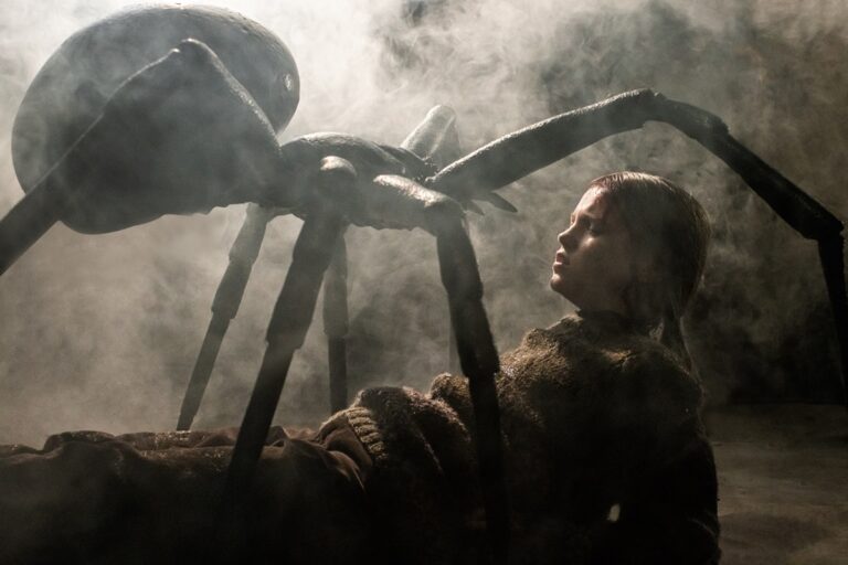 Tráiler de STING. ARAÑA ASESINA: terror no apto para aracnofóbicos