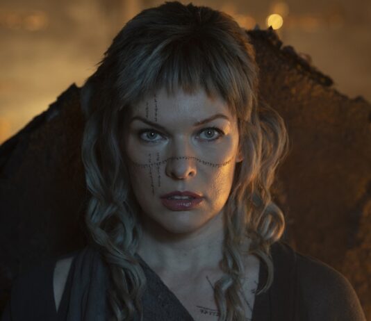 Paul W. S. Anderson y Milla Jovovich presentan TIERRAS PERDIDAS, basada en el relato de George R. R. Martin Tierras perdidas, de Paul W. S. Anderson.