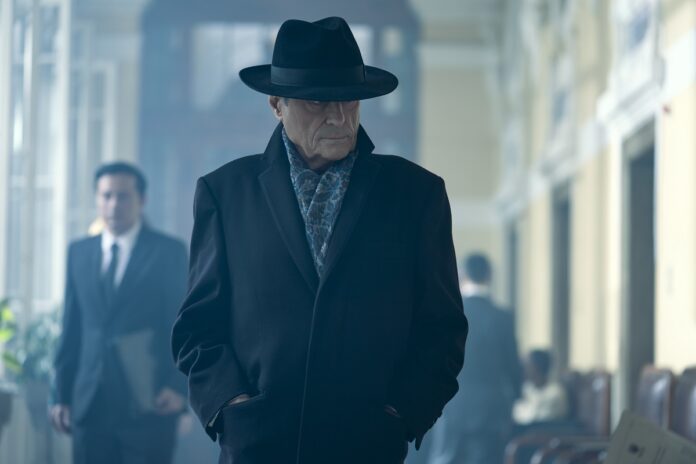 Ian McShane es Winston en Ballerina, de Len Wiseman. Foto: Murray Close
