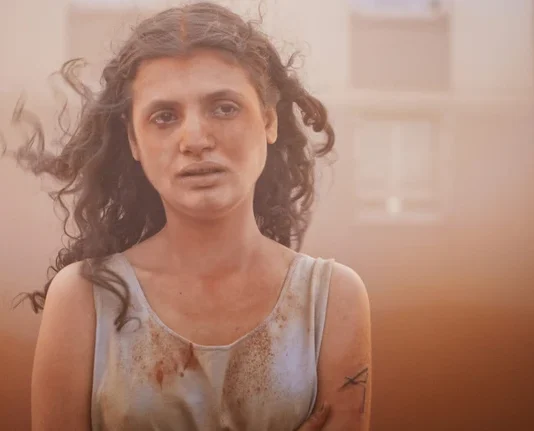 SITGES 2025 | ALPHA, de Julia Ducornau. Estigmas Fotograma de Alpha, de Julia Ducournau.