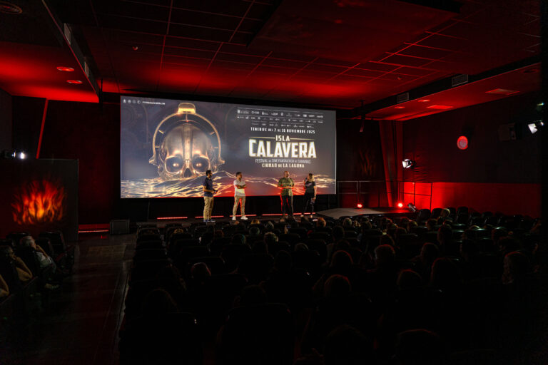 El FESTIVAL ISLA CALAVERA desvela el póster oficial de su próxima edición