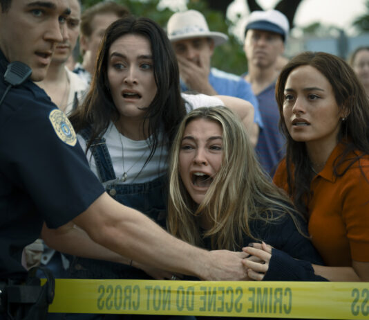 CRÍTICA | SÉ LO QUE HICISTEIS EL ÚLTIMO VERANO, de Jennifer Kaytin Robinson Sé lo que hicisteis el último verano. © 2024 CTMG, Inc. All Rights Reserved.