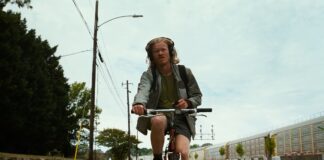 Yorgos Lanthimos participará en Venecia y San Sebastián con la comedia negra BUGONIA Jesse Plemons es Teddy Gatz en Bugonia, de Yorgos Lanthimos. © Focus Features