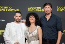 Las tonalidades narrativas necesarias. Entrevista a Joan Vilá, compositor de la banda sonora de SILENCIO Los productores Javi Prada y Selma Al-Hamouti y el compositor Joan Vilá en el photocall del Festival de Cine de Locarno.
