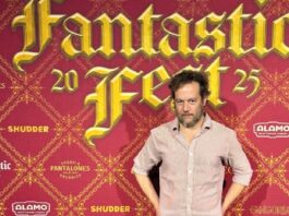 VIEJA LOCA logra en el FANTASTIC FEST de Austin el Premio a la Mejor Dirección para Martín Mauregui Martín Mauregui logra el premio a la mejor dirección en el Fantastic Fest de Austin por Vieja Loca.