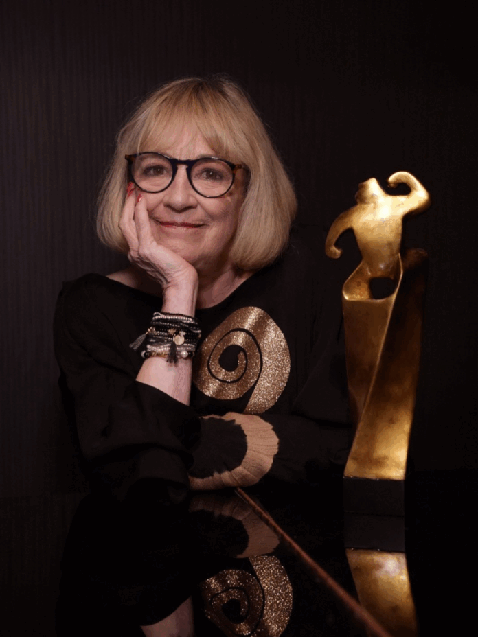 Carmen Maura con su Gran Premio Honorífico del Festival de Sitges 2025.