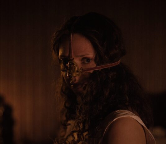 Emilie Blichfeldt gana con LA HERMANASTRA FEA el Premio a la Mejor Película en SITGES 2025 La hermanastra fea, de Emilie Blichfeldt.