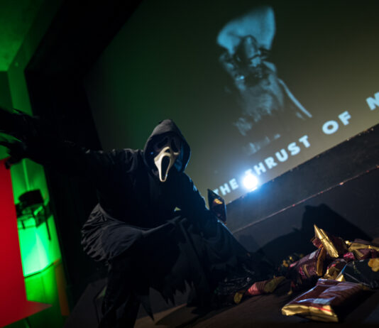 TERRORMOLINS 2025 cierra con los mejores registros de asistencia y recaudación de su historia Una de las performances que se vivieron en la Marató de 12 horas de terror de TerrorMolins 2025. ©Joan Gosa