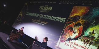 Las connotaciones histórico-sociológicas que habitan en LA INVASIÓN DE LOS ULTRACUERPOS La invasión de los ultracuerpos, en el Festival Isla Calavera 2025, con Veronica Cartwright. (c) Rommel Messia