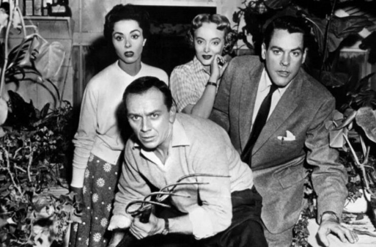 Las versiones de Siegel y Ferrara de THE BODY SNATCHERS: Diferentes miradas y parábolas La invasión de los ladrones de cuerpos (Don Siegel, 1956)