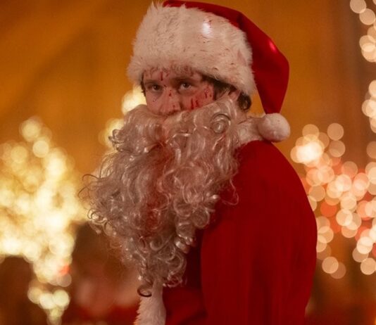 Diez películas de terror para ver esta Navidad Mike P. Nelson firma el remake de Silent Night, Deadly Night.