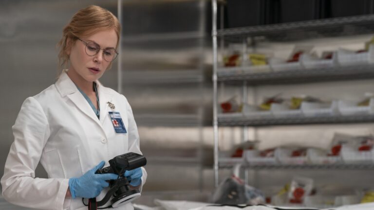 Persiguiendo a Scarpetta: La famosa forense literaria llega a la pantalla