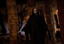 Treinta años de SCREAM Ghostface en Scream 7, de Paramount Pictures y Spyglass Media. © 2025 Paramount Pictures