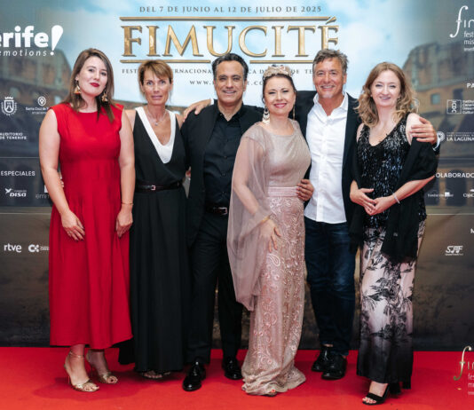 FIMUCITÉ presenta su edición 20 aniversario en Roma Imagen del photocall de la edición 2025 de FIMUCITÉ, en la que aparecen Diego Navarro, Ana Molowny, Marco Patrignani y Agata Grabowiecka.