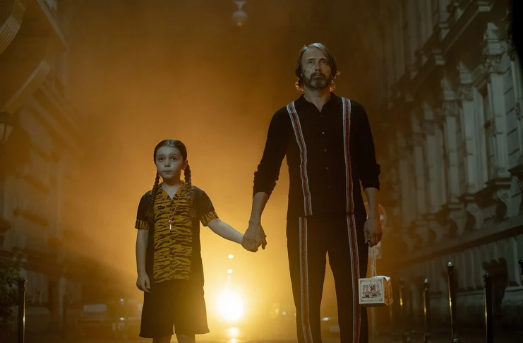 CRÍTICA | ATRAPANDO A UN MONSTRUO. El piso de los monstruos perdidos Atrapando a un monstruo, de Bryan Fuller. (c) Diamond Films