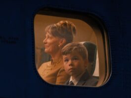 John Travolta regresa a CANNES para presentar su debut como director Propeller One-Way Night Coach. (c) Apple TV