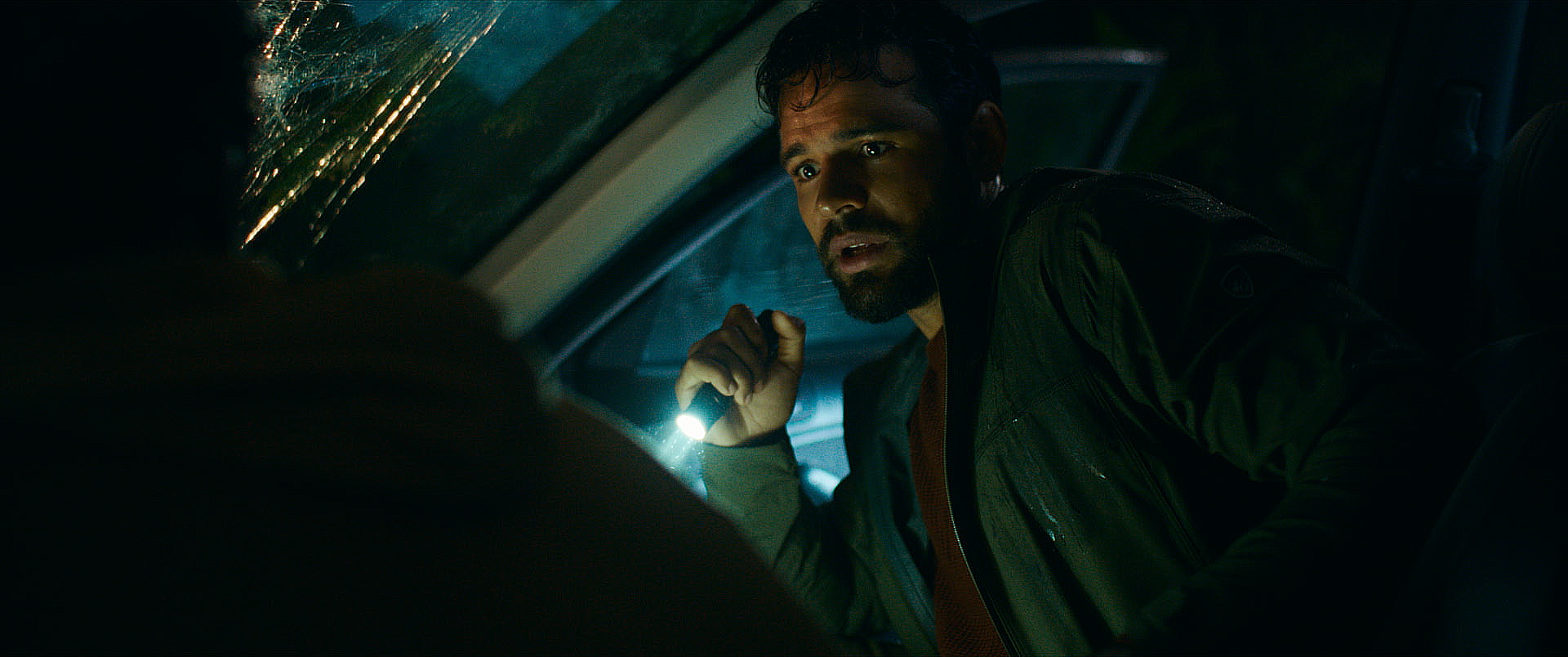 PASSENGER Jacob Scipio, en El pasajero nocturno. (c) Paramount Pictures
