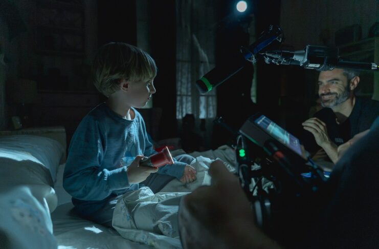 La leyenda infantil se oscurece en HADA, de Tony Morales Tony Morales dirige Hada, protagonizada por Liam Segu como Daniel, el niño huérfano en el centro de la historia. Foto de Rubén Chavero.
