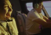 La comedia de ciencia ficción LA COSA EN LA NIEBLA, ópera prima de Chedey Reyes, se estrena en septiembre La cosa en la niebla, de Chedey Reyes.
