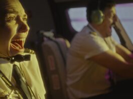 La comedia de ciencia ficción LA COSA EN LA NIEBLA, ópera prima de Chedey Reyes, se estrena en septiembre La cosa en la niebla, de Chedey Reyes.